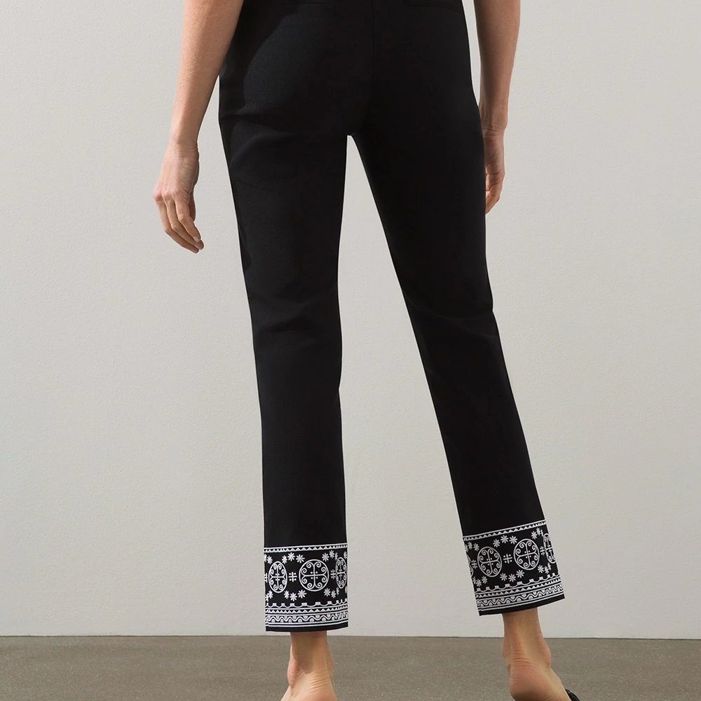 Chico’s Brigitte Pull-On Embroidered Ankle Pants-size